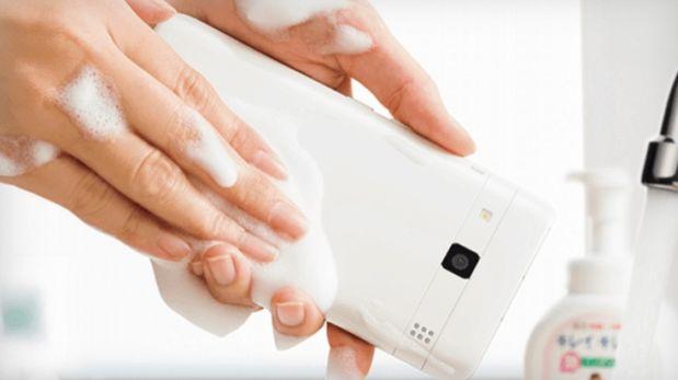Rafre, un Smartphone que se puede lavar